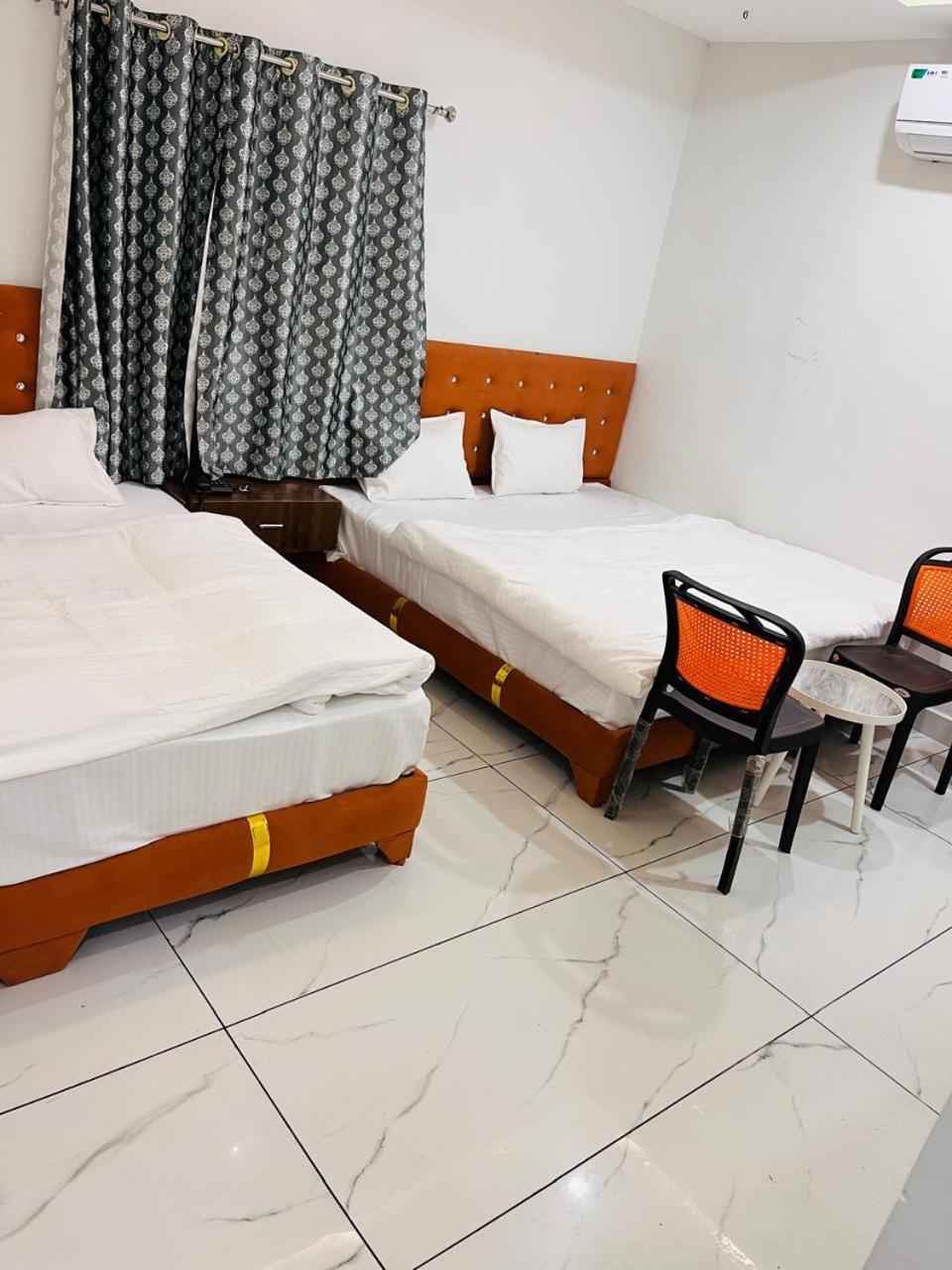 Hotel Shree Kedar Palace Ujjain Camera foto